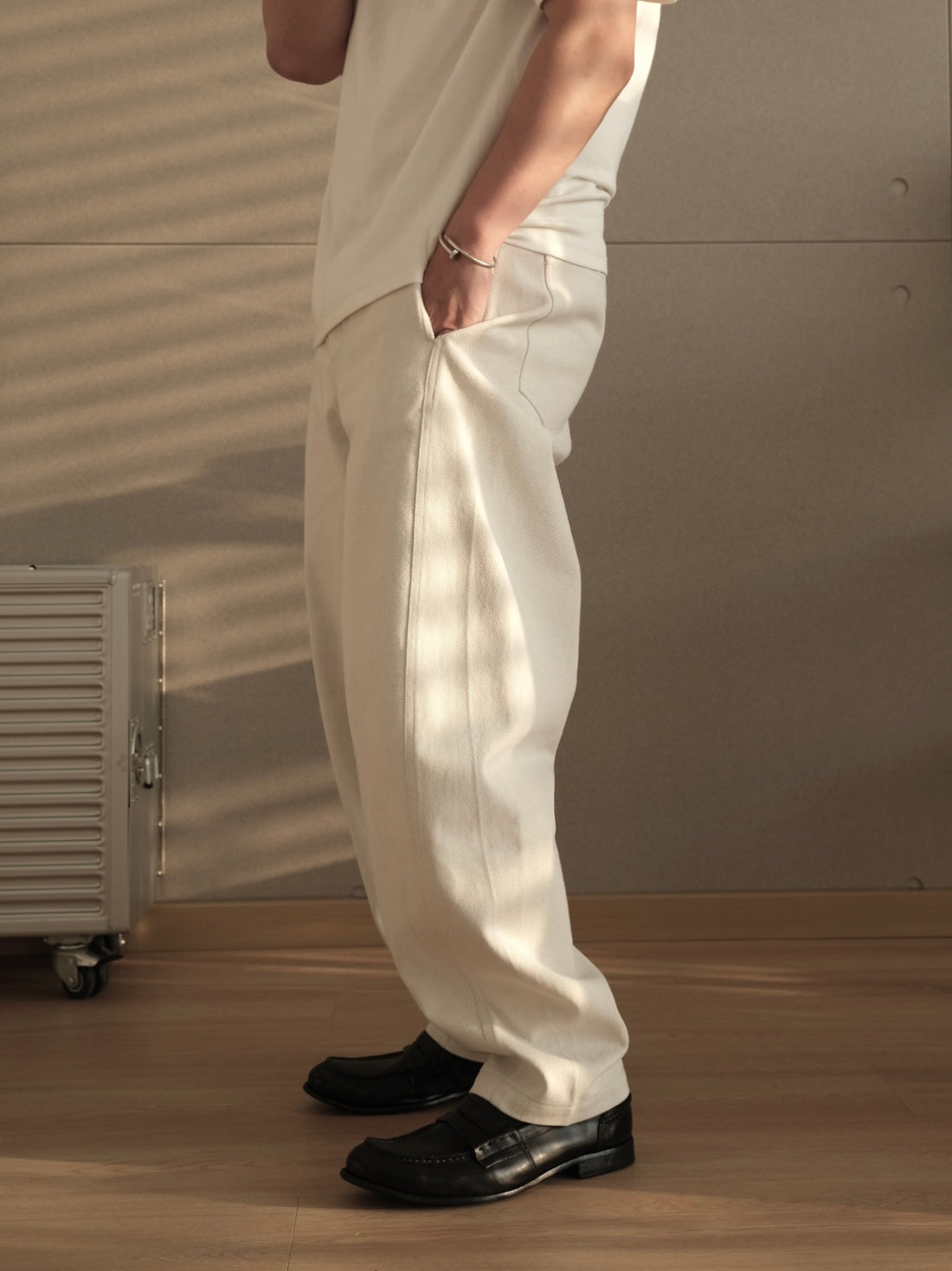 Loafers(Model Photo)