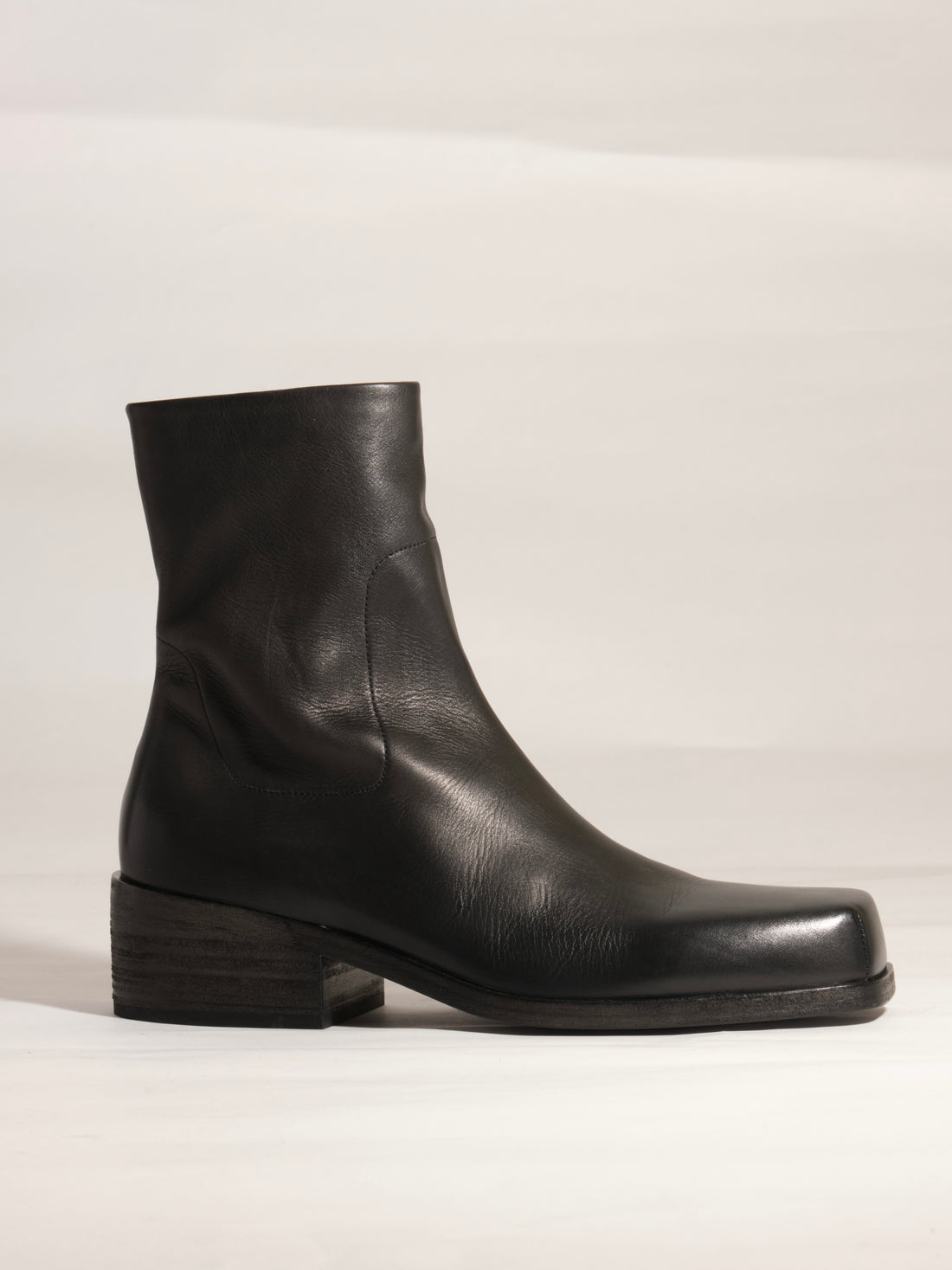 XD-20 Square Toe Ankle Boots